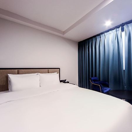 온나 호텔 대연동 부산 Daeyeon Onna Hotel Daeyeon Busan Bagian luar foto